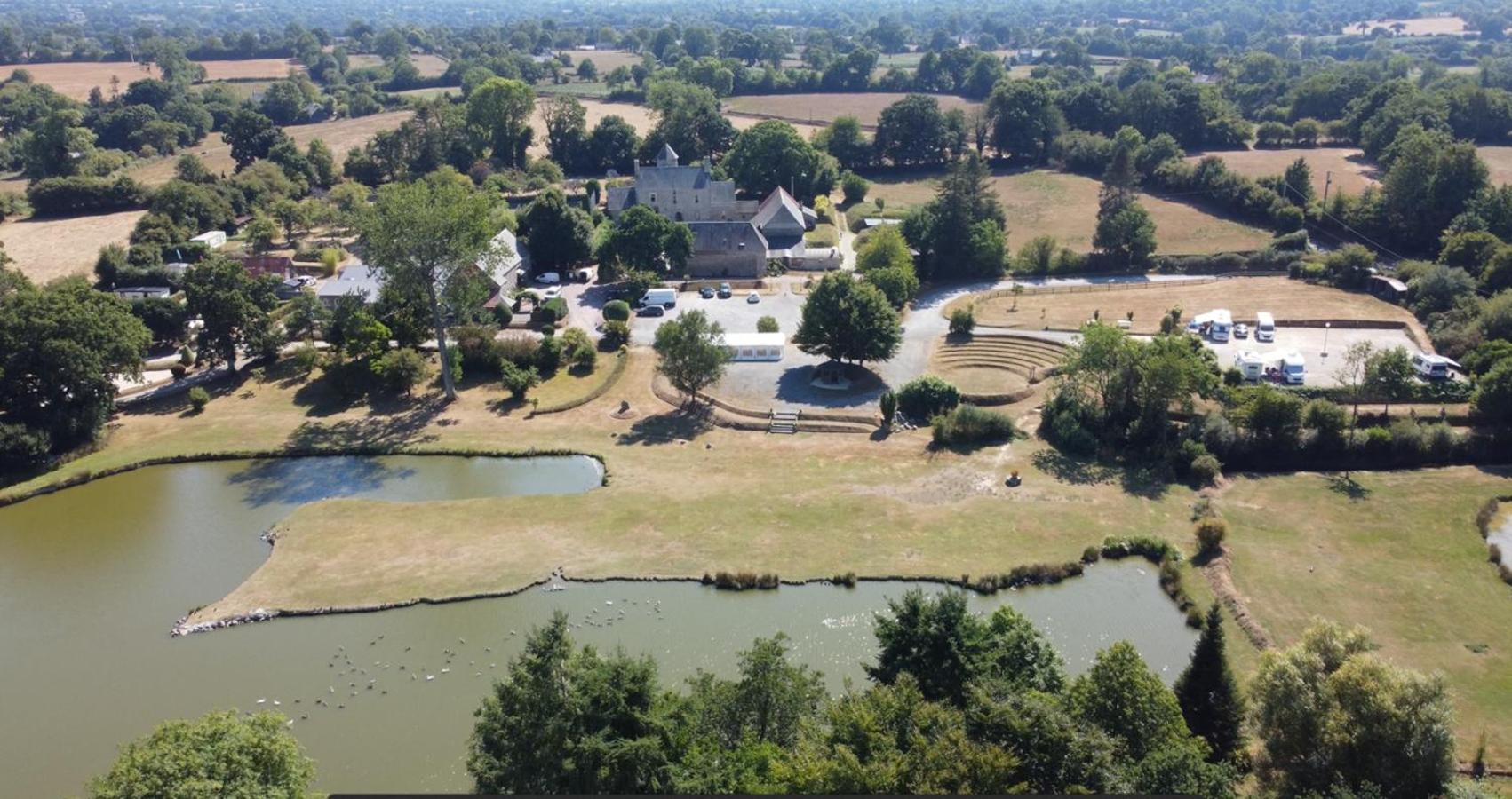 Manoir De La Foulerie Bed & Breakfast Ancteville