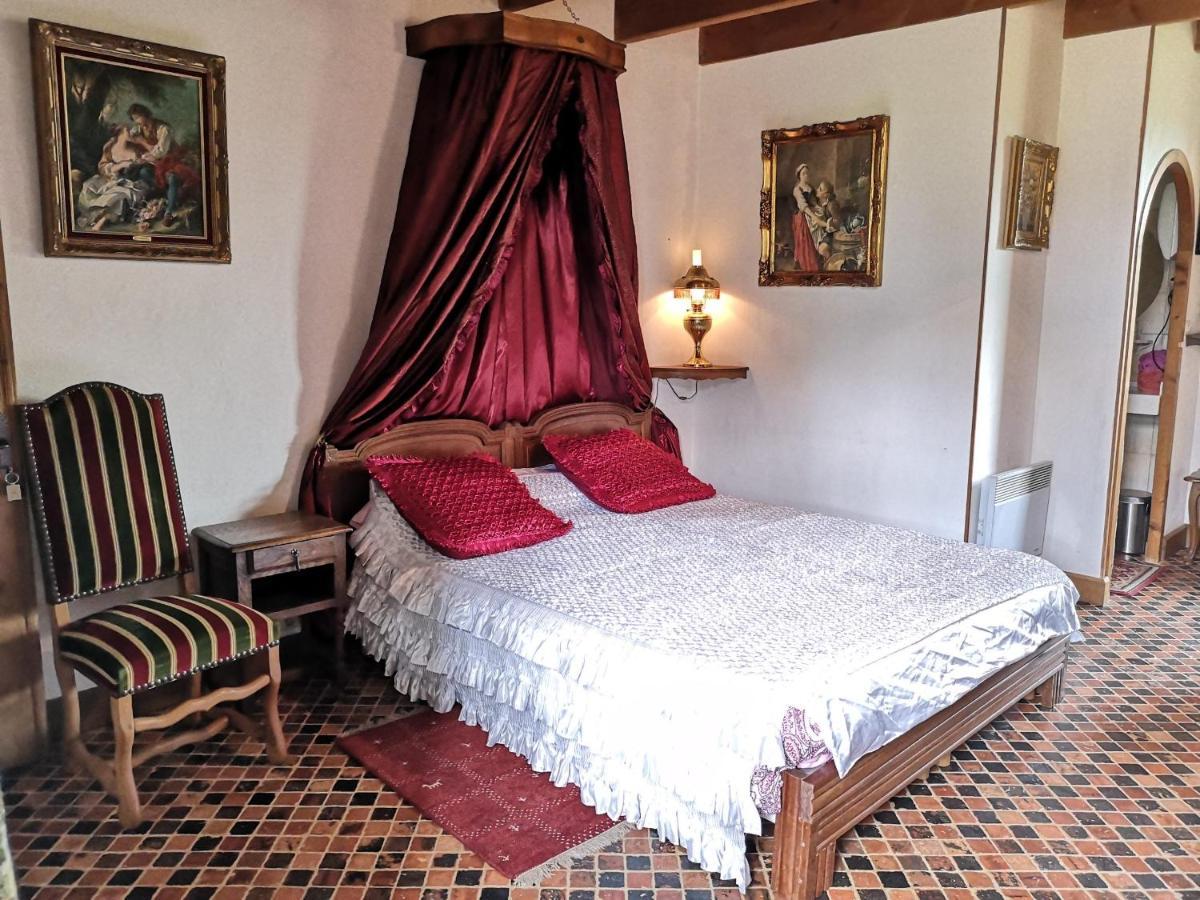 Manoir De La Foulerie Bed & Breakfast 3*
